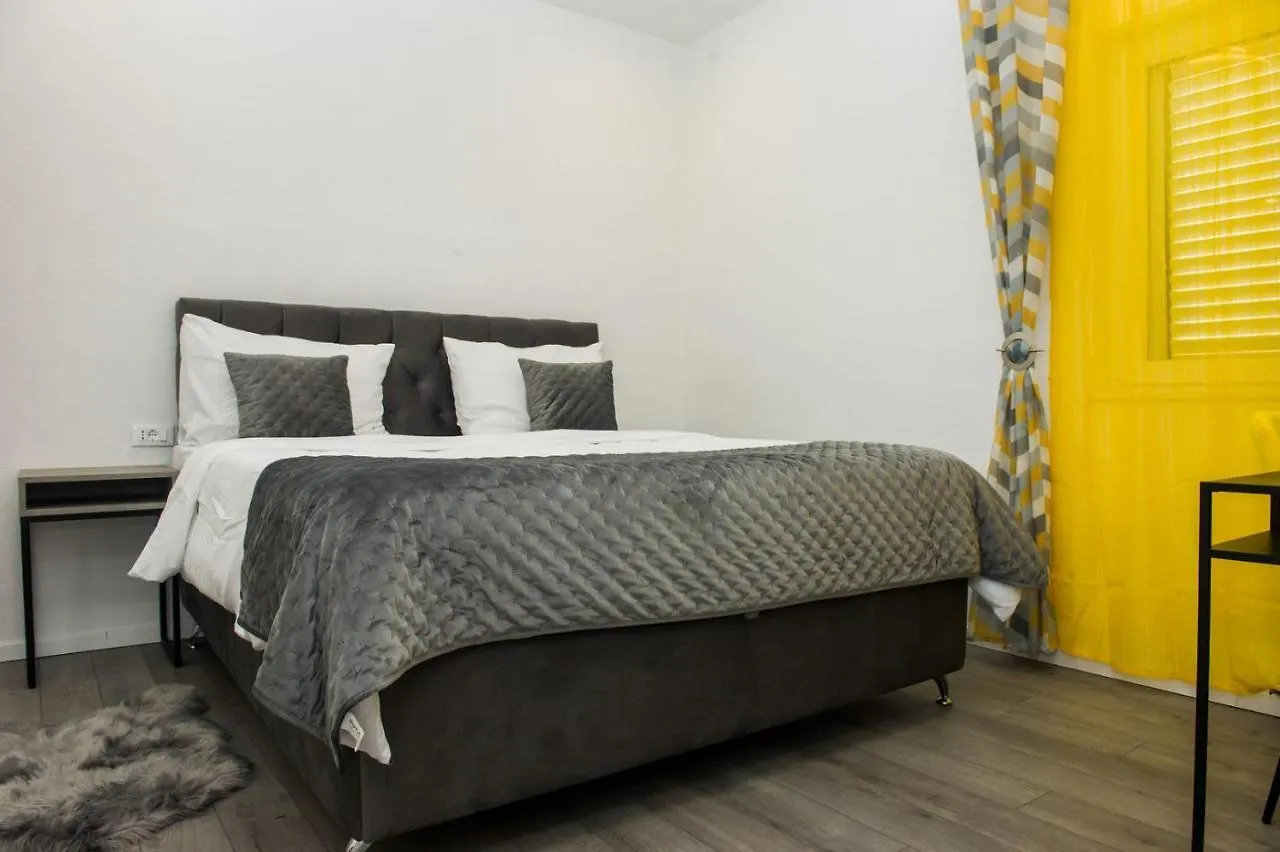 Apartment Lux Elba Kastela