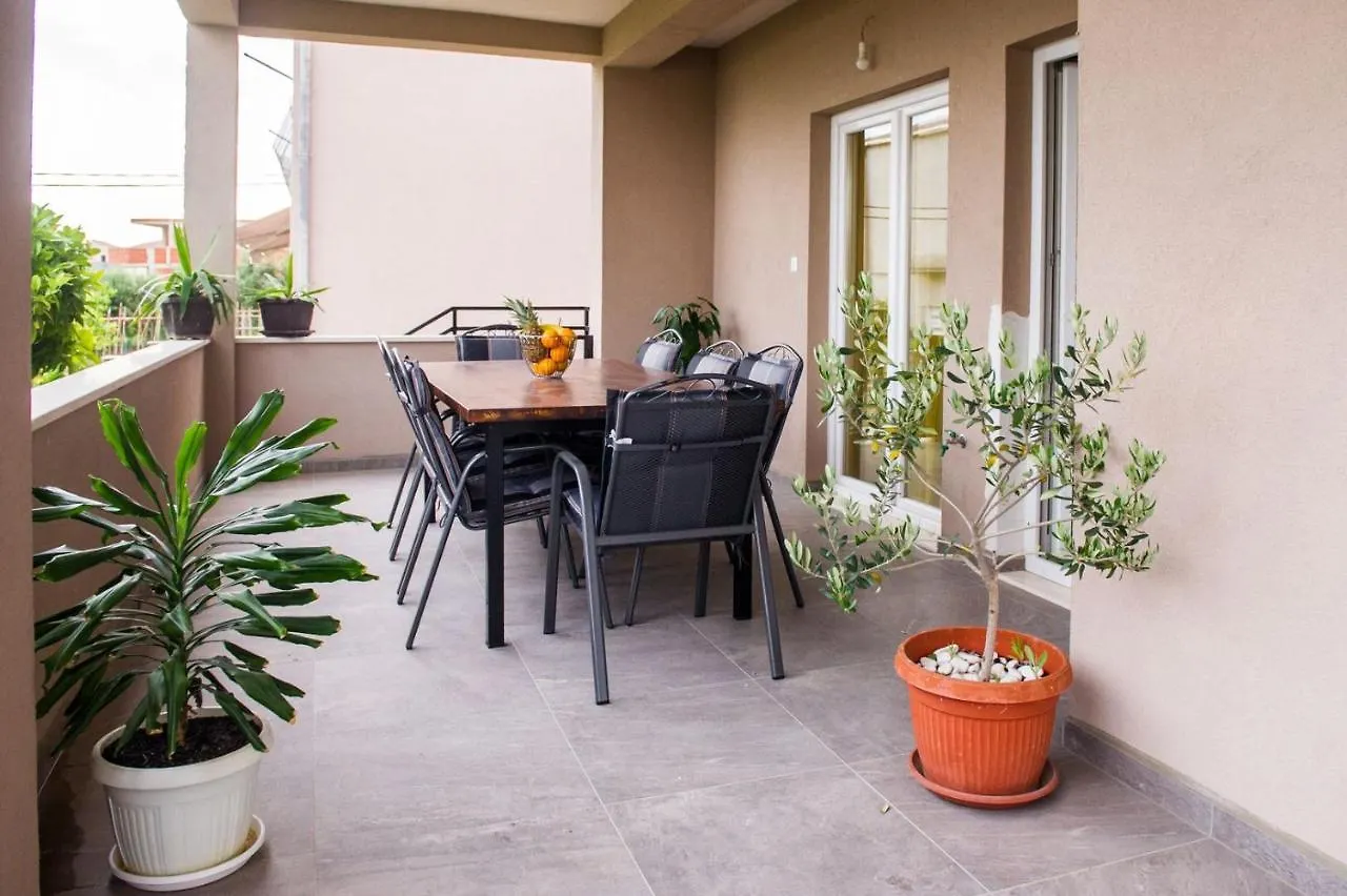 Apartment Lux Elba Kastela