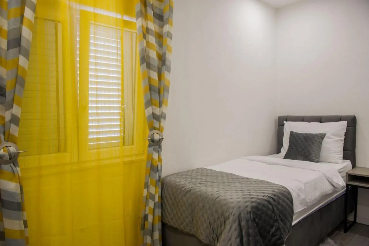 Apartment Lux Elba Kaštela 0*,  Chorvatsko