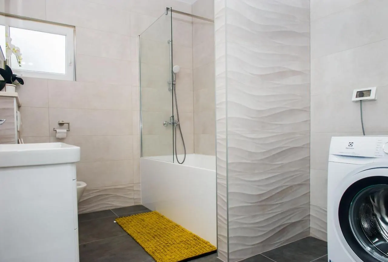 Apartment Lux Elba Kastela